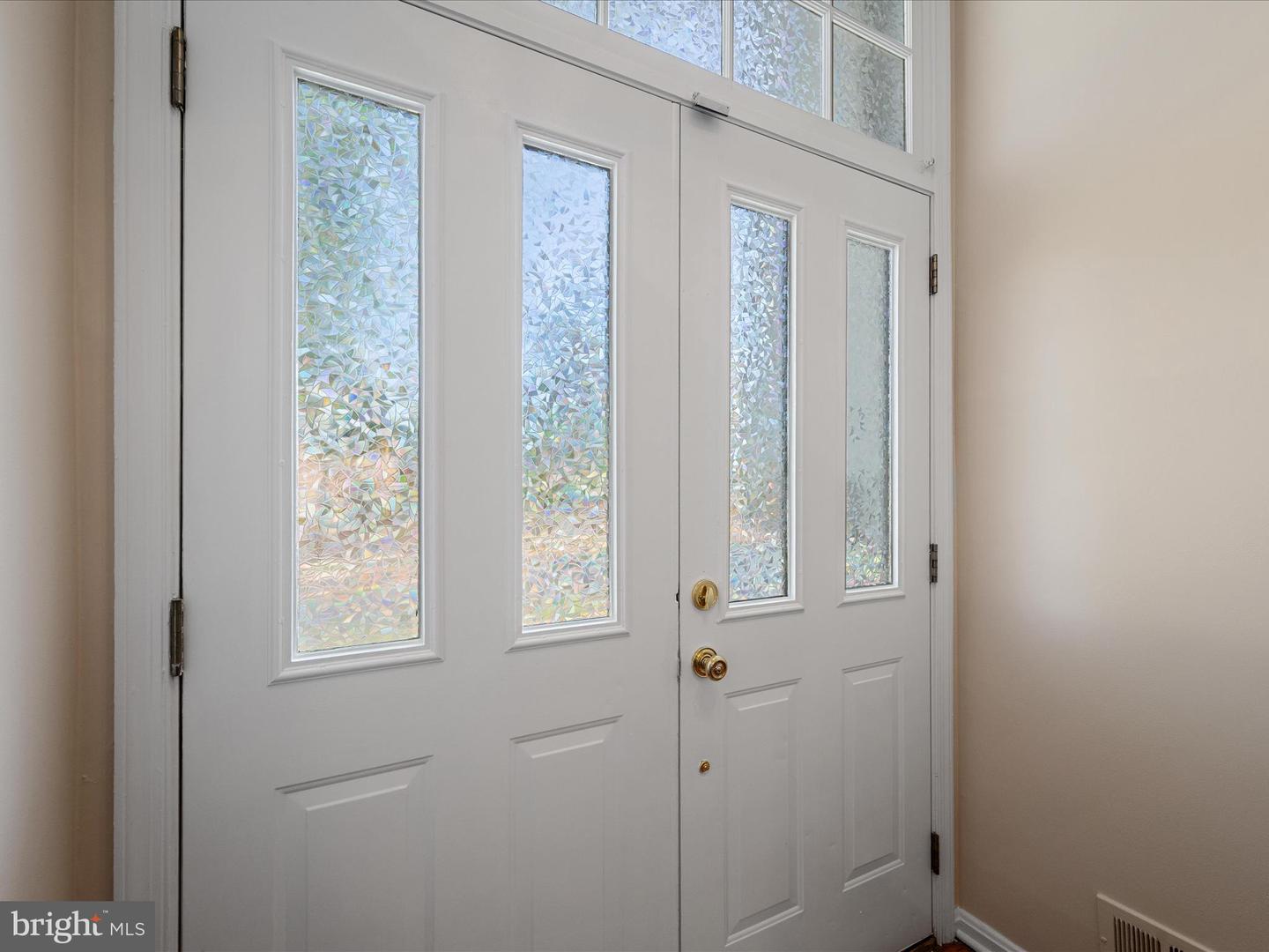 855 PARK AVE, HERNDON, Virginia 20170, 4 Bedrooms Bedrooms, 7 Rooms Rooms,3 BathroomsBathrooms,Residential,For sale,855 PARK AVE,VAFX2258662 MLS # VAFX2258662