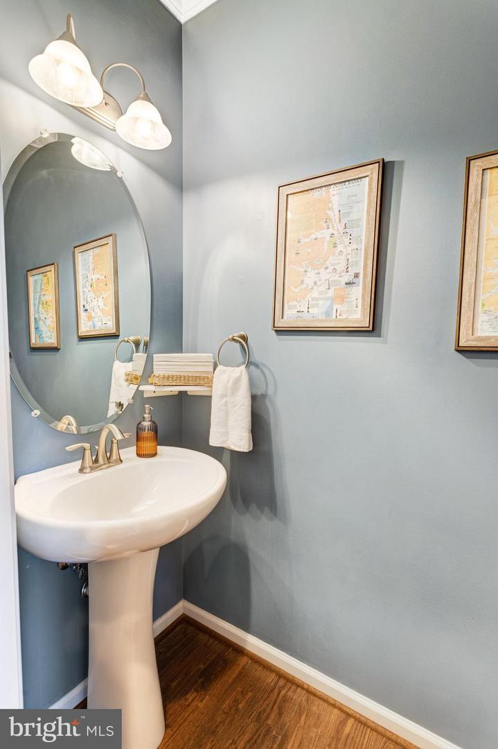 6735 THORNBROOK LN, SPOTSYLVANIA, Virginia 22551, 5 Bedrooms Bedrooms, ,3 BathroomsBathrooms,Residential,For sale,6735 THORNBROOK LN,VASP2035144 MLS # VASP2035144