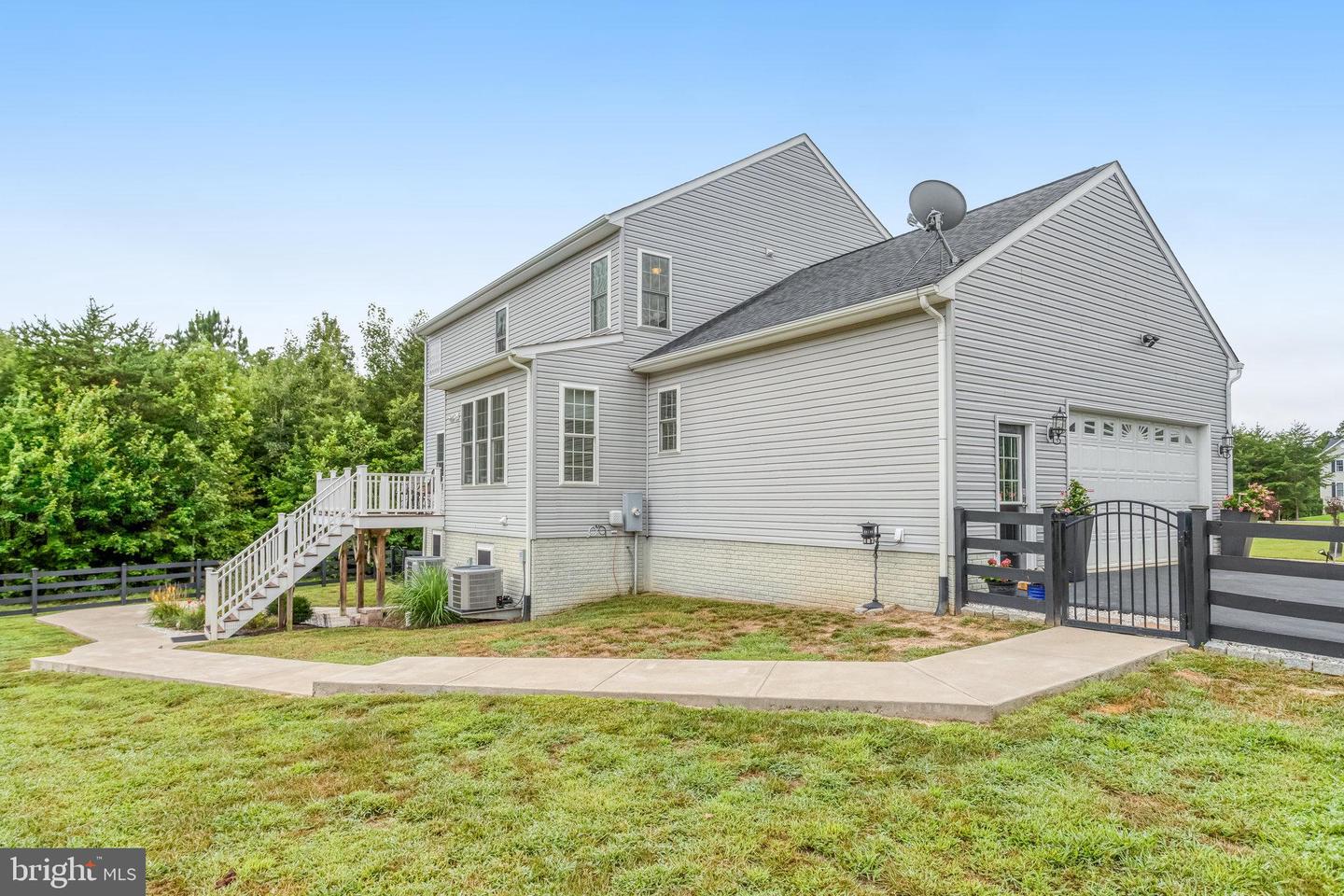 6735 THORNBROOK LN, SPOTSYLVANIA, Virginia 22551, 5 Bedrooms Bedrooms, ,3 BathroomsBathrooms,Residential,For sale,6735 THORNBROOK LN,VASP2035144 MLS # VASP2035144