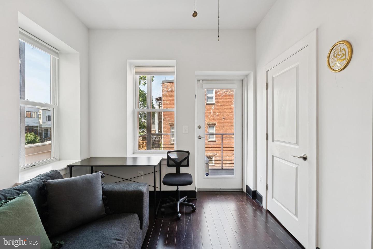 1814 N CAPITOL ST NW #103, WASHINGTON, District Of Columbia 20002, 3 Bedrooms Bedrooms, ,2 BathroomsBathrooms,Residential,For sale,1814 N CAPITOL ST NW #103,DCDC2213320 MLS # DCDC2213320