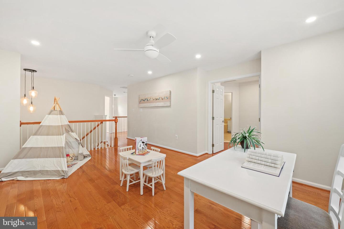 772 MONUMENT AVE, WOODBRIDGE, Virginia 22191, 3 Bedrooms Bedrooms, ,2 BathroomsBathrooms,Residential,For sale,772 MONUMENT AVE,VAPW2100582 MLS # VAPW2100582