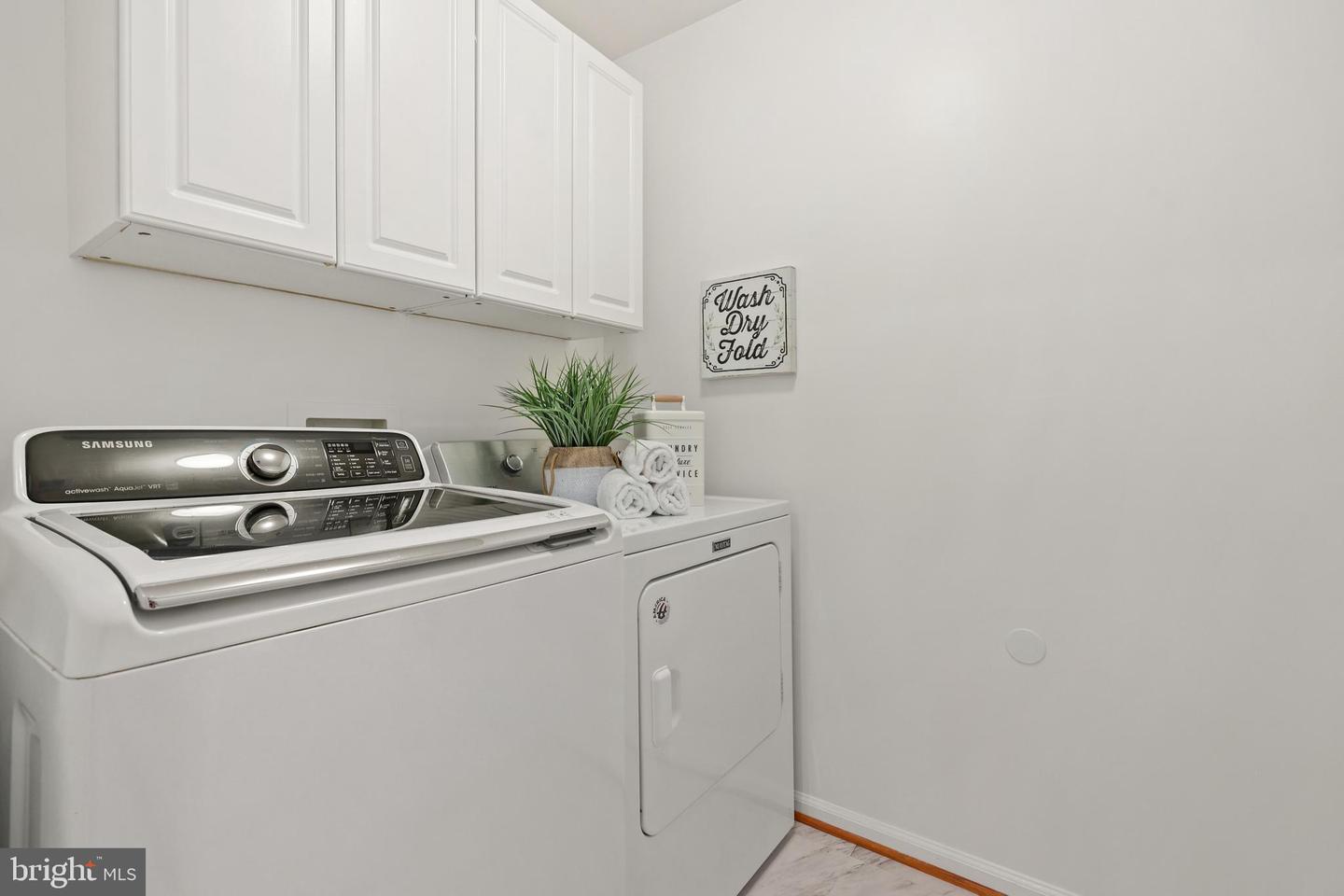 772 MONUMENT AVE, WOODBRIDGE, Virginia 22191, 3 Bedrooms Bedrooms, ,2 BathroomsBathrooms,Residential,For sale,772 MONUMENT AVE,VAPW2100582 MLS # VAPW2100582