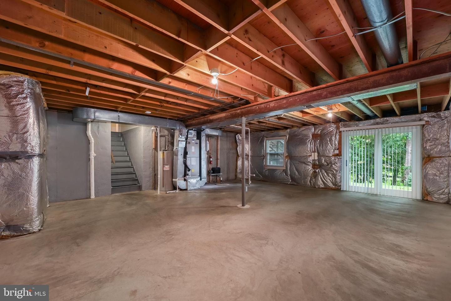 8304 FORESTREE CT, VIENNA, Virginia 22182, 4 Bedrooms Bedrooms, ,2 BathroomsBathrooms,Residential,For sale,8304 FORESTREE CT,VAFX2259050 MLS # VAFX2259050