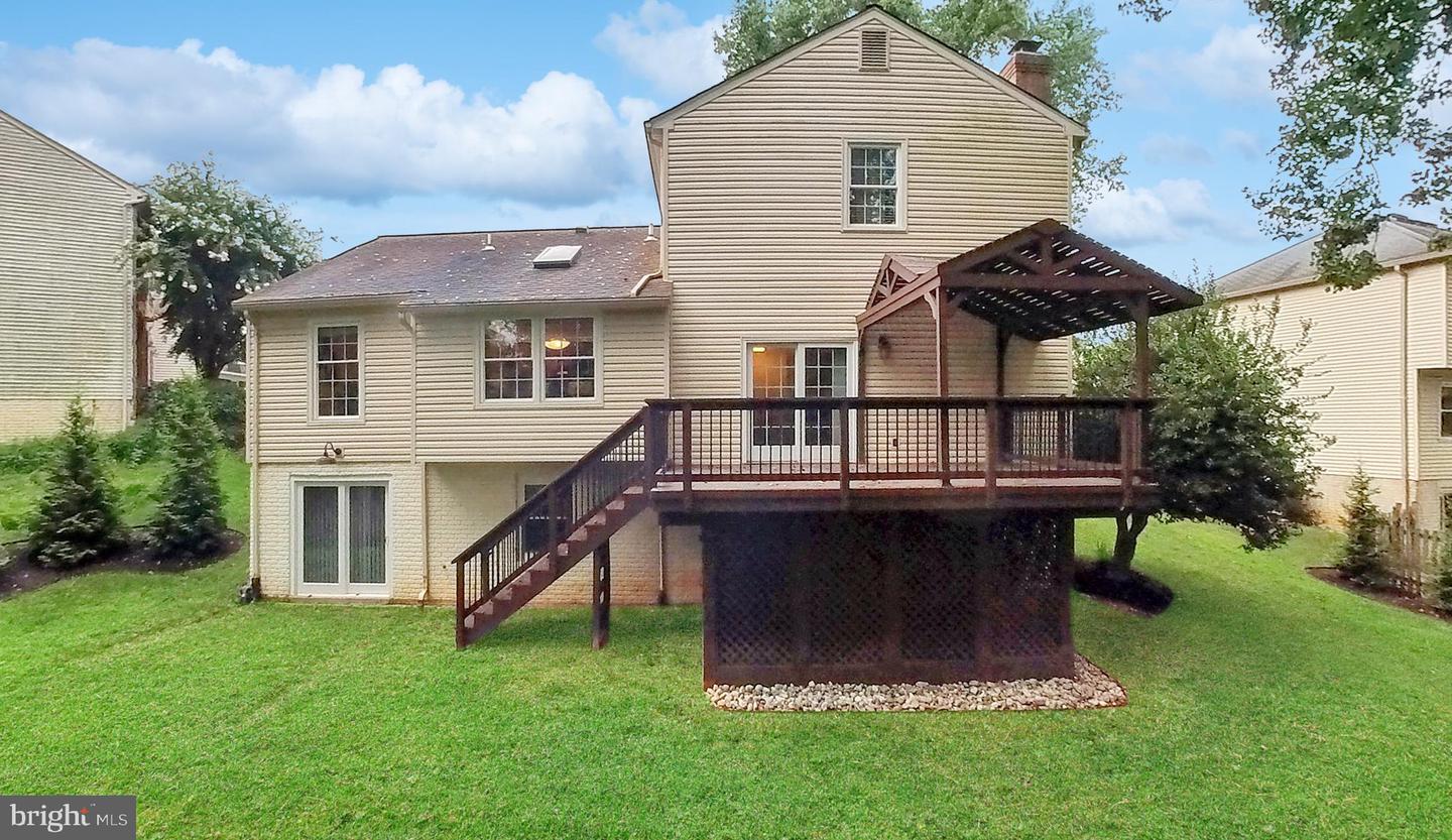 8304 FORESTREE CT, VIENNA, Virginia 22182, 4 Bedrooms Bedrooms, ,2 BathroomsBathrooms,Residential,For sale,8304 FORESTREE CT,VAFX2259050 MLS # VAFX2259050
