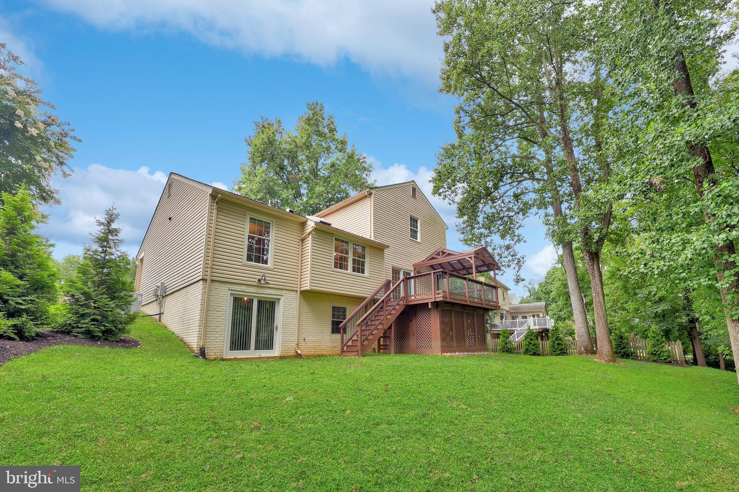 8304 FORESTREE CT, VIENNA, Virginia 22182, 4 Bedrooms Bedrooms, ,2 BathroomsBathrooms,Residential,For sale,8304 FORESTREE CT,VAFX2259050 MLS # VAFX2259050