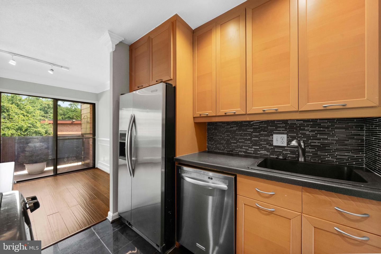 1525 S GEORGE MASON DR S #20, ARLINGTON, Virginia 22204, 1 Bedroom Bedrooms, ,1 BathroomBathrooms,Residential,For sale,1525 S GEORGE MASON DR S #20,VAAR2061798 MLS # VAAR2061798
