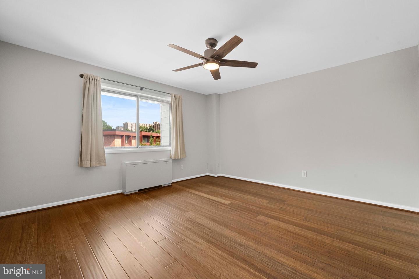 1525 S GEORGE MASON DR S #20, ARLINGTON, Virginia 22204, 1 Bedroom Bedrooms, ,1 BathroomBathrooms,Residential,For sale,1525 S GEORGE MASON DR S #20,VAAR2061798 MLS # VAAR2061798