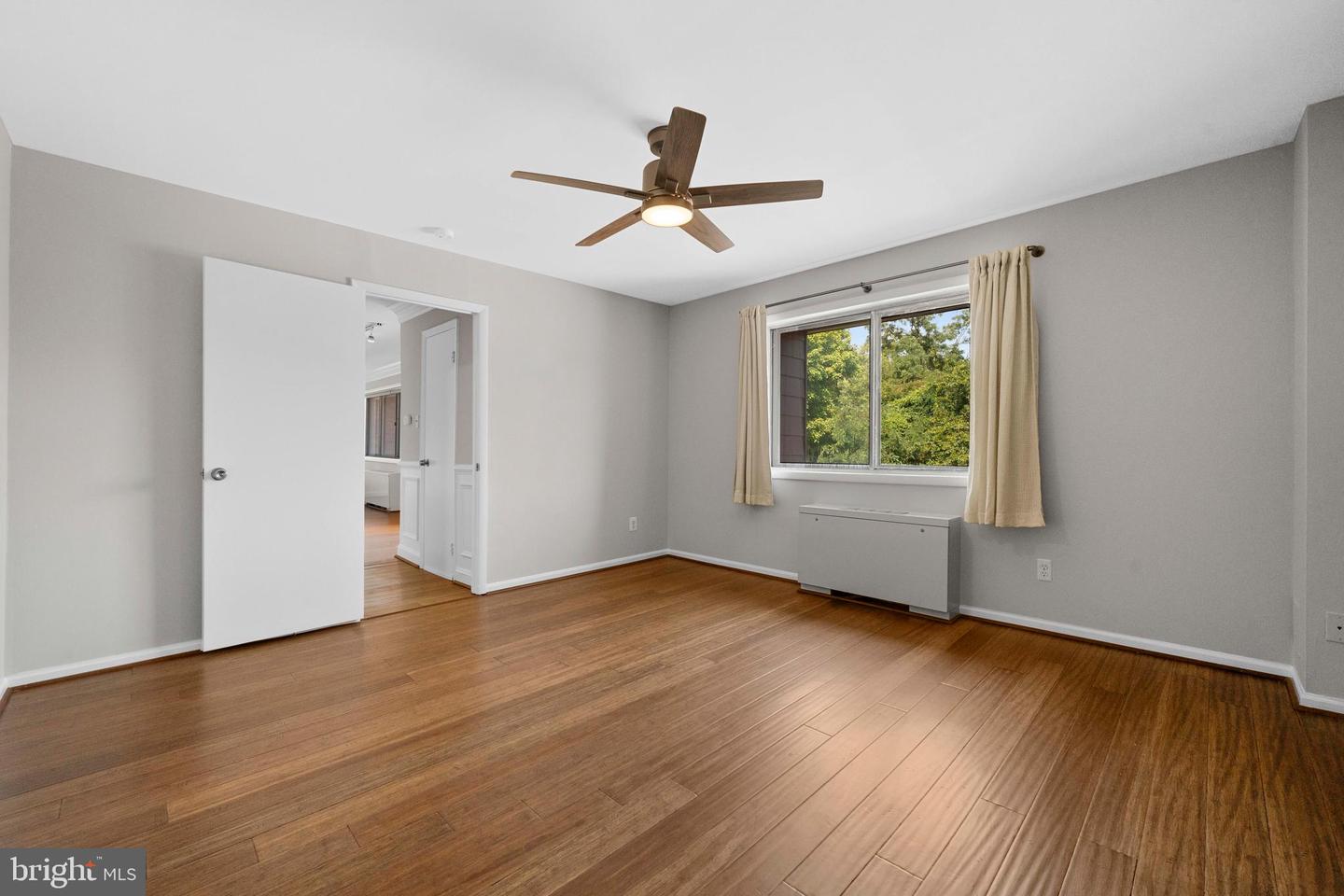 1525 S GEORGE MASON DR S #20, ARLINGTON, Virginia 22204, 1 Bedroom Bedrooms, ,1 BathroomBathrooms,Residential,For sale,1525 S GEORGE MASON DR S #20,VAAR2061798 MLS # VAAR2061798