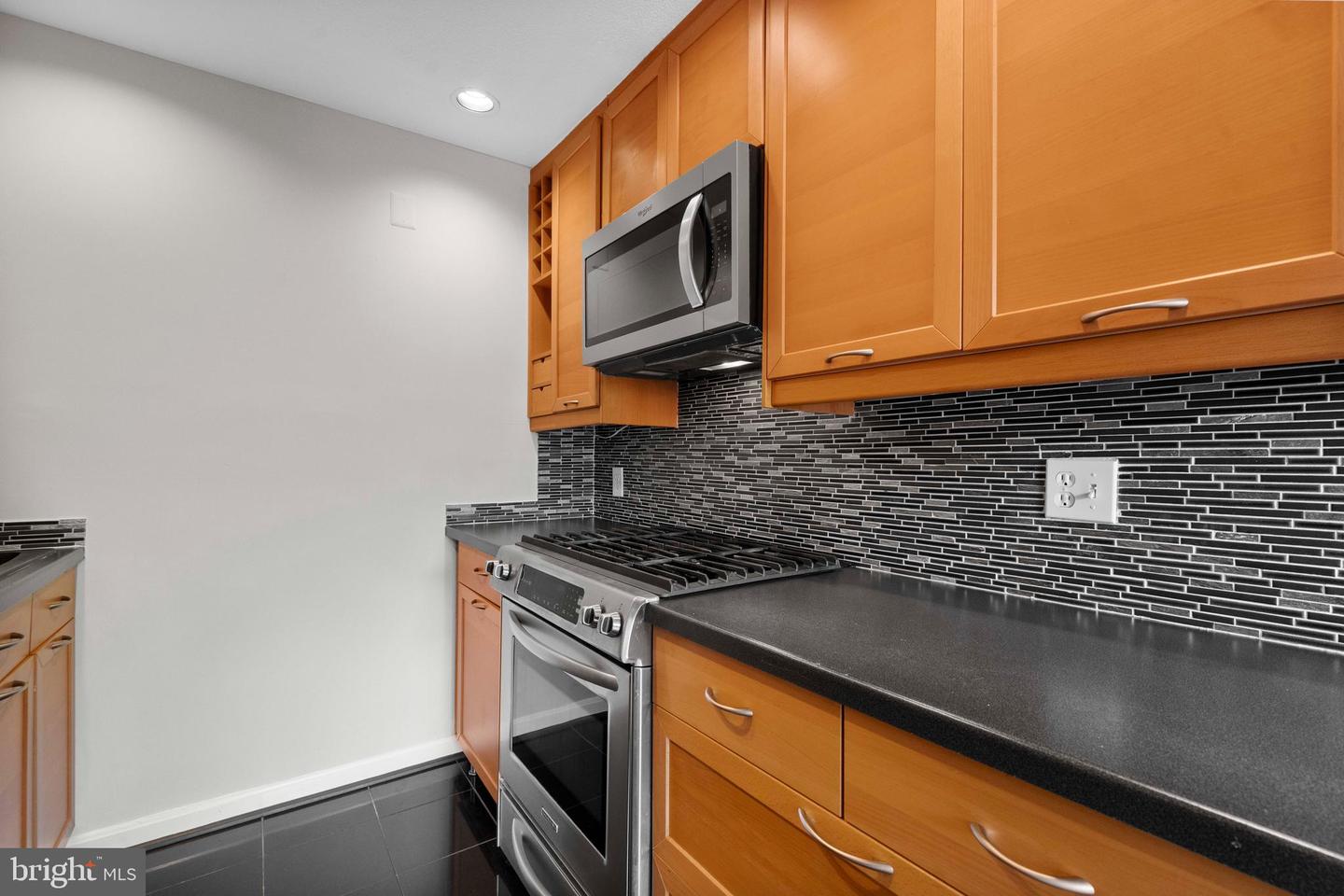 1525 S GEORGE MASON DR S #20, ARLINGTON, Virginia 22204, 1 Bedroom Bedrooms, ,1 BathroomBathrooms,Residential,For sale,1525 S GEORGE MASON DR S #20,VAAR2061798 MLS # VAAR2061798