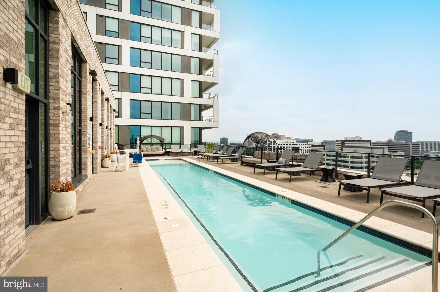 1650 SILVER HILL DR #1302, MCLEAN, Virginia 22102, 2 Bedrooms Bedrooms, ,2 BathroomsBathrooms,Residential,For sale,1650 SILVER HILL DR #1302,VAFX2259174 MLS # VAFX2259174