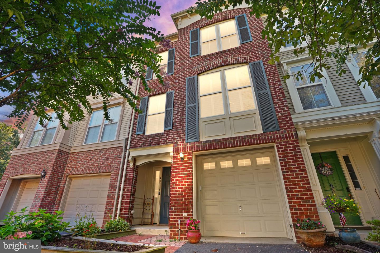 43117 HUNTERS GREEN SQ, BROADLANDS, Virginia 20148, 3 Bedrooms Bedrooms, ,2 BathroomsBathrooms,Residential,For sale,43117 HUNTERS GREEN SQ,VALO2103852 MLS # VALO2103852