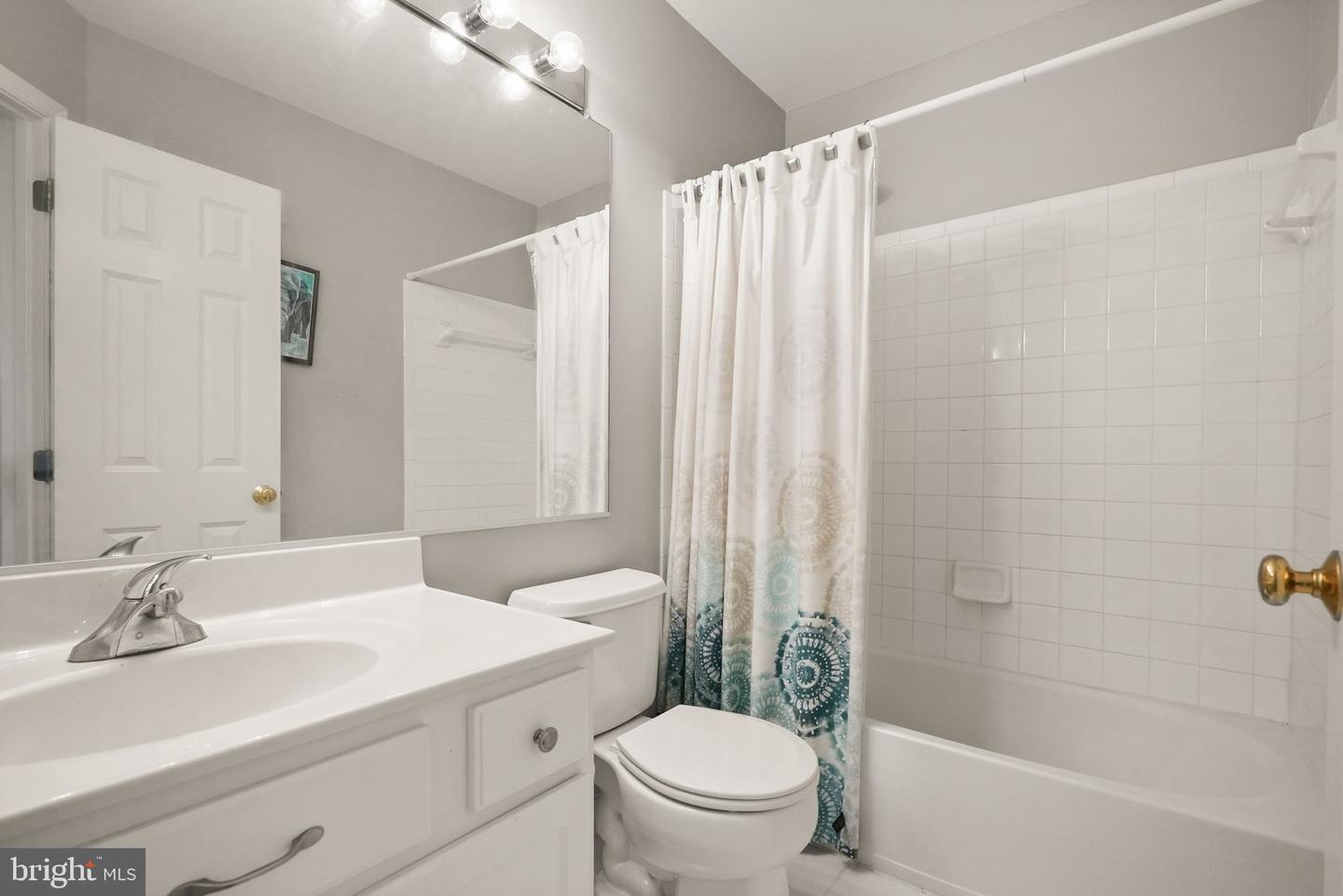 43117 HUNTERS GREEN SQ, BROADLANDS, Virginia 20148, 3 Bedrooms Bedrooms, ,2 BathroomsBathrooms,Residential,For sale,43117 HUNTERS GREEN SQ,VALO2103852 MLS # VALO2103852
