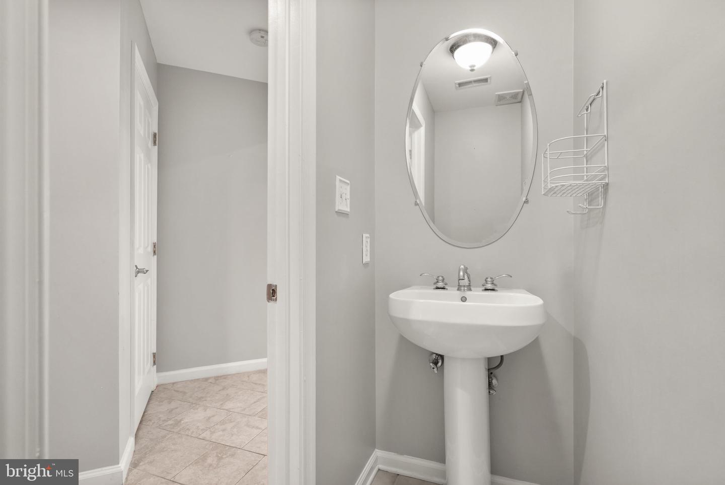 43117 HUNTERS GREEN SQ, BROADLANDS, Virginia 20148, 3 Bedrooms Bedrooms, ,2 BathroomsBathrooms,Residential,For sale,43117 HUNTERS GREEN SQ,VALO2103852 MLS # VALO2103852