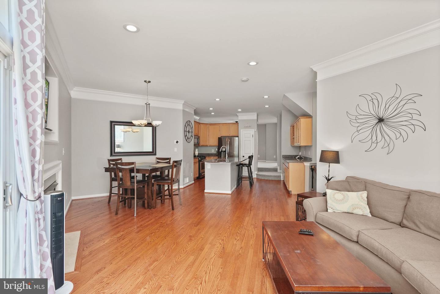 43117 HUNTERS GREEN SQ, BROADLANDS, Virginia 20148, 3 Bedrooms Bedrooms, ,2 BathroomsBathrooms,Residential,For sale,43117 HUNTERS GREEN SQ,VALO2103852 MLS # VALO2103852