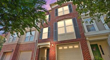 43117 HUNTERS GREEN SQ, BROADLANDS, Virginia 20148, 3 Bedrooms Bedrooms, ,2 BathroomsBathrooms,Residential,For sale,43117 HUNTERS GREEN SQ,VALO2103852 MLS # VALO2103852