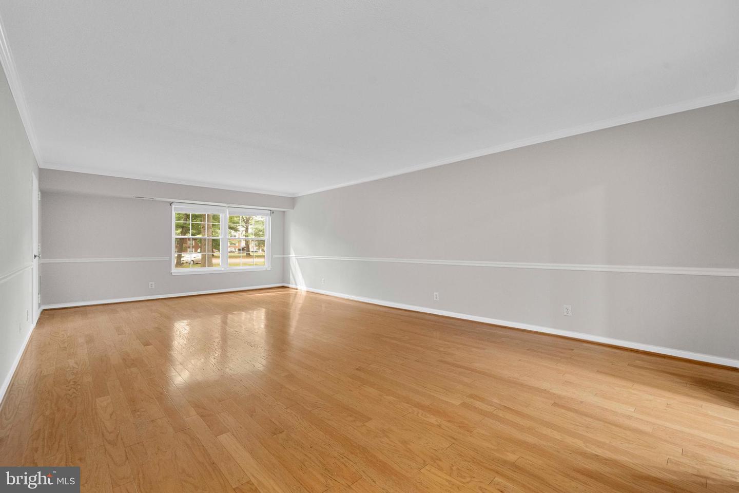7621 TREMAYNE PL #113, MCLEAN, Virginia 22102, 2 Bedrooms Bedrooms, ,2 BathroomsBathrooms,Residential,For sale,7621 TREMAYNE PL #113,VAFX2259412 MLS # VAFX2259412
