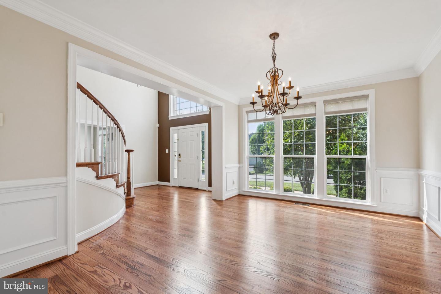 42762 FOREST CREST CT, ASHBURN, Virginia 20148, 4 Bedrooms Bedrooms, 19 Rooms Rooms,4 BathroomsBathrooms,Residential,For sale,42762 FOREST CREST CT,VALO2103932 MLS # VALO2103932