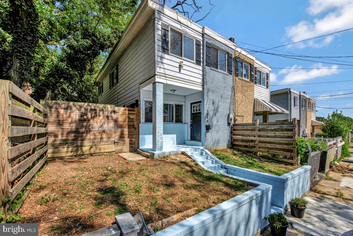 5318 JAY ST NE, WASHINGTON, District Of Columbia 20019, 3 Bedrooms Bedrooms, ,2 BathroomsBathrooms,Residential,For sale,5318 JAY ST NE,DCDC2213870 MLS # DCDC2213870