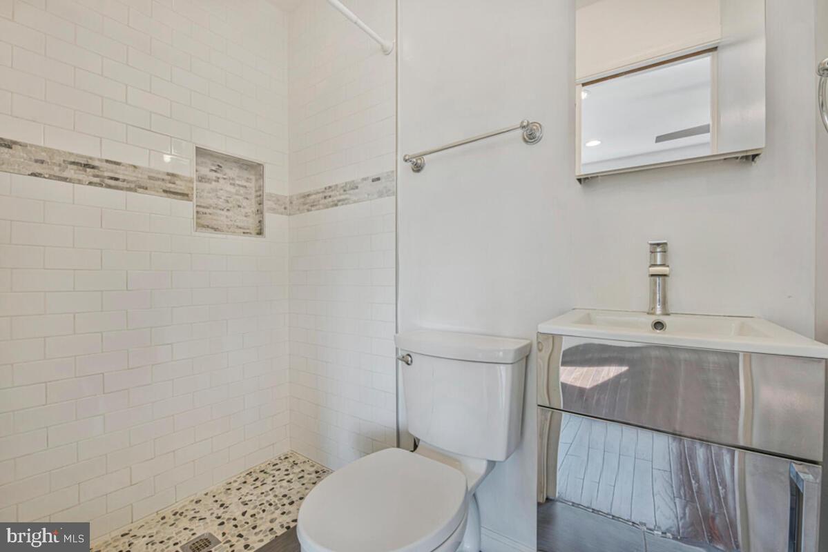 5318 JAY ST NE, WASHINGTON, District Of Columbia 20019, 3 Bedrooms Bedrooms, ,2 BathroomsBathrooms,Residential,For sale,5318 JAY ST NE,DCDC2213870 MLS # DCDC2213870