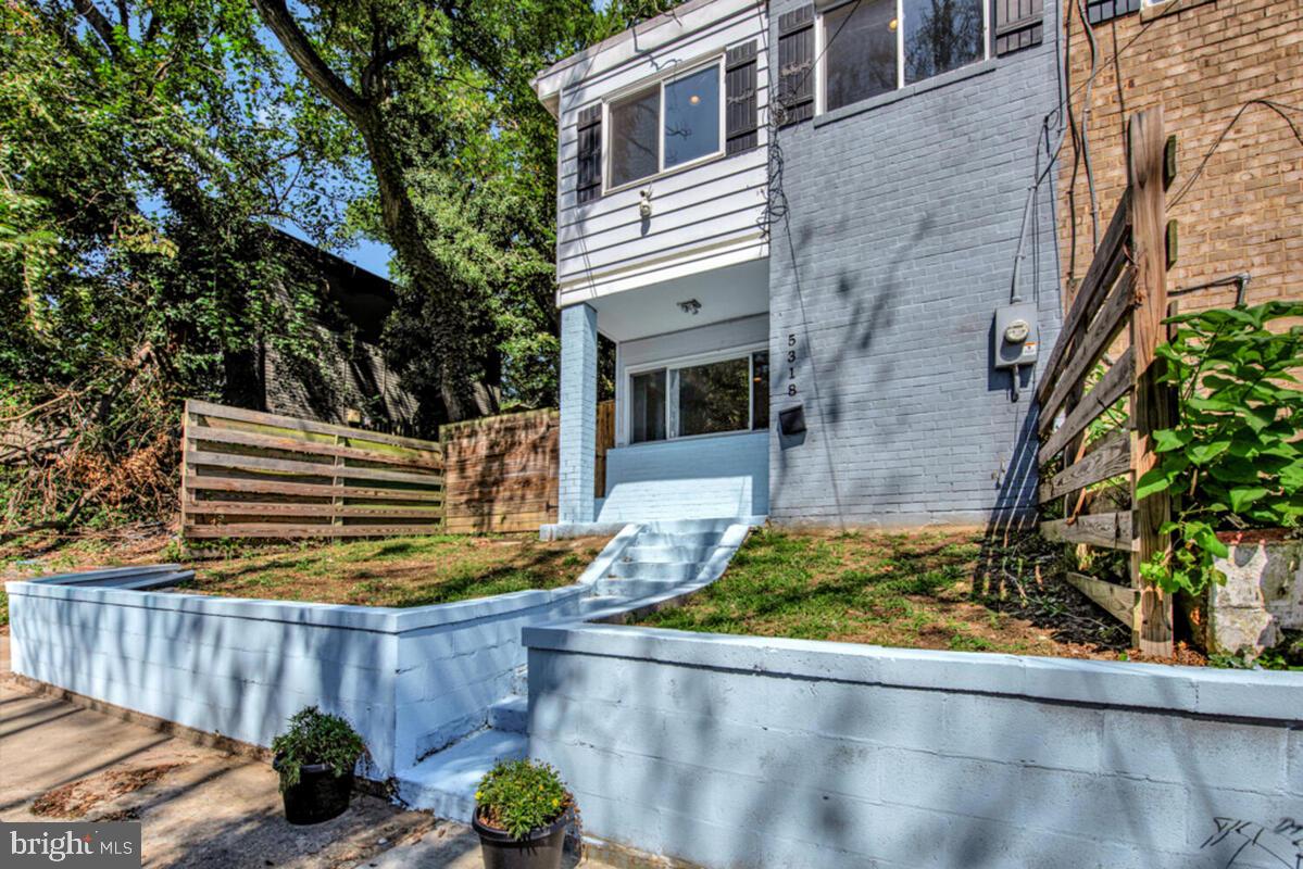 5318 JAY ST NE, WASHINGTON, District Of Columbia 20019, 3 Bedrooms Bedrooms, ,2 BathroomsBathrooms,Residential,For sale,5318 JAY ST NE,DCDC2213870 MLS # DCDC2213870