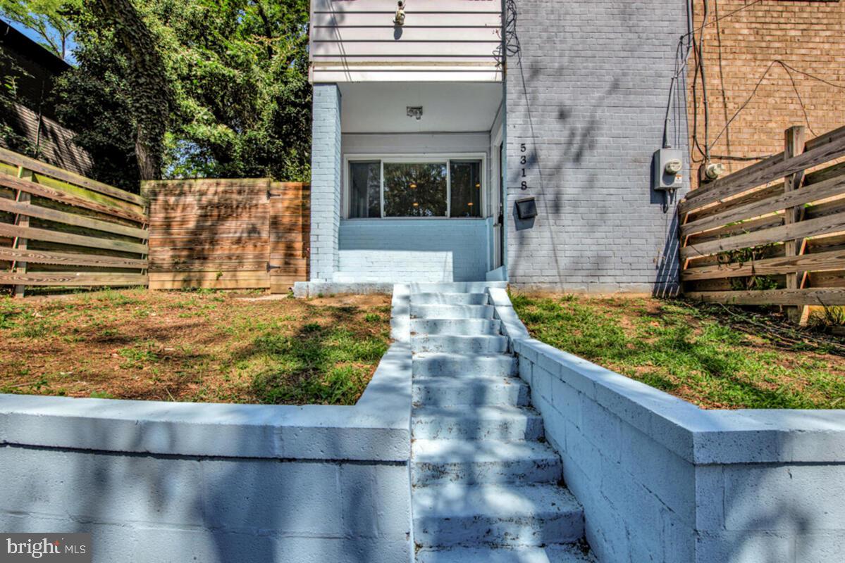 5318 JAY ST NE, WASHINGTON, District Of Columbia 20019, 3 Bedrooms Bedrooms, ,2 BathroomsBathrooms,Residential,For sale,5318 JAY ST NE,DCDC2213870 MLS # DCDC2213870