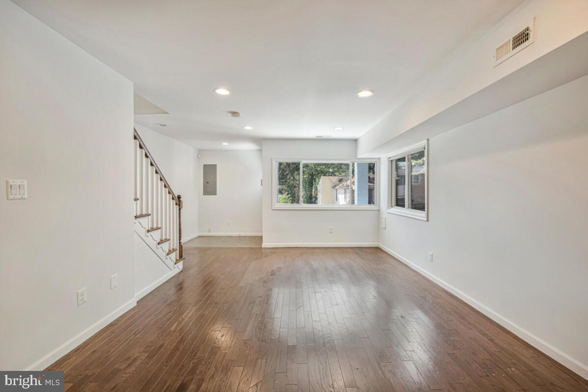 5318 JAY ST NE, WASHINGTON, District Of Columbia 20019, 3 Bedrooms Bedrooms, ,2 BathroomsBathrooms,Residential,For sale,5318 JAY ST NE,DCDC2213870 MLS # DCDC2213870