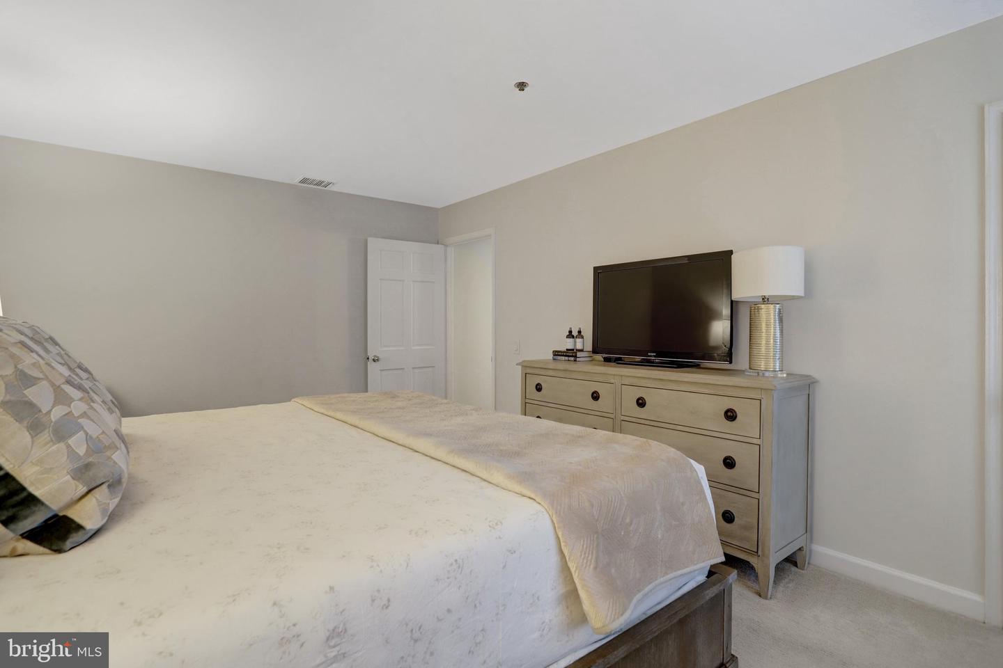 110 CAMERON ST #CS101, ALEXANDRIA, Virginia 22314, 1 Bedroom Bedrooms, ,1 BathroomBathrooms,Residential,For sale,110 CAMERON ST #CS101,VAAX2048264 MLS # VAAX2048264