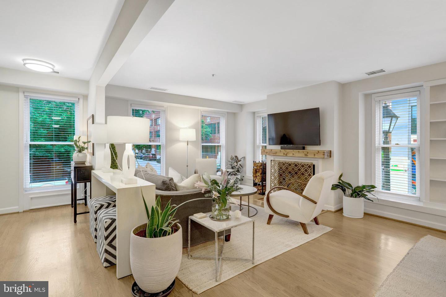 110 CAMERON ST #CS101, ALEXANDRIA, Virginia 22314, 1 Bedroom Bedrooms, ,1 BathroomBathrooms,Residential,For sale,110 CAMERON ST #CS101,VAAX2048264 MLS # VAAX2048264