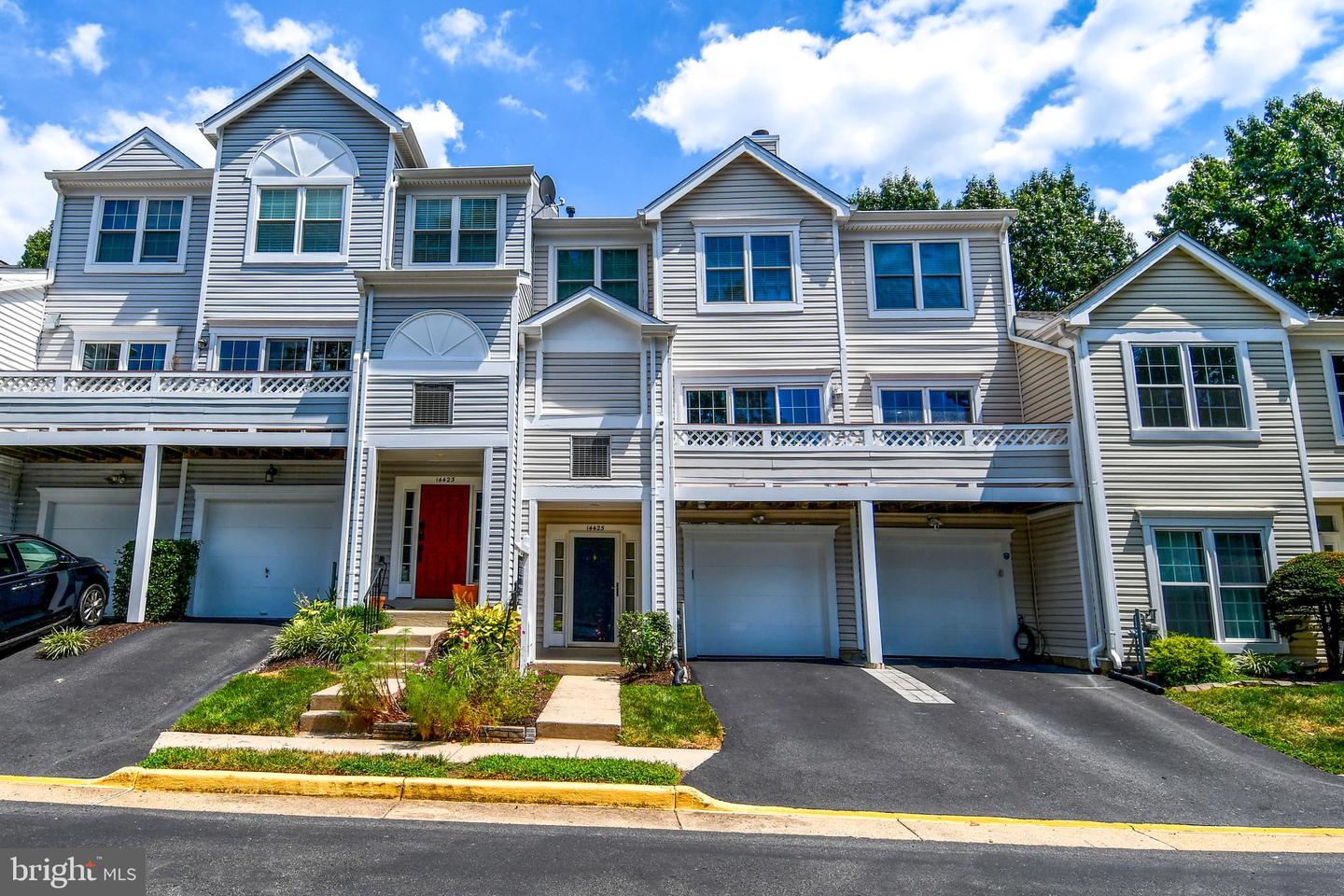 14425 FALLSCLIFF LN #10, CENTREVILLE, Virginia 20120, 3 Bedrooms Bedrooms, ,2 BathroomsBathrooms,Residential,For sale,14425 FALLSCLIFF LN #10,VAFX2259646 MLS # VAFX2259646