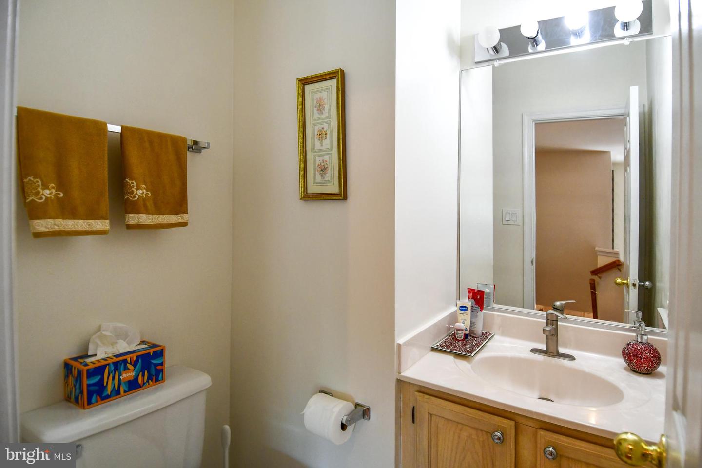 14425 FALLSCLIFF LN #10, CENTREVILLE, Virginia 20120, 3 Bedrooms Bedrooms, ,2 BathroomsBathrooms,Residential,For sale,14425 FALLSCLIFF LN #10,VAFX2259646 MLS # VAFX2259646