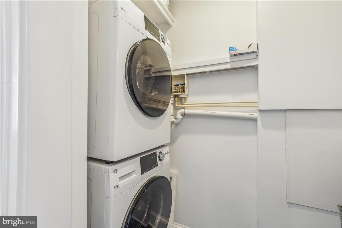 1903 4TH ST NW, WASHINGTON, District Of Columbia 20001, 5 Bedrooms Bedrooms, 9 Rooms Rooms,2 BathroomsBathrooms,Residential,For sale,1903 4TH ST NW,DCDC2213938 MLS # DCDC2213938