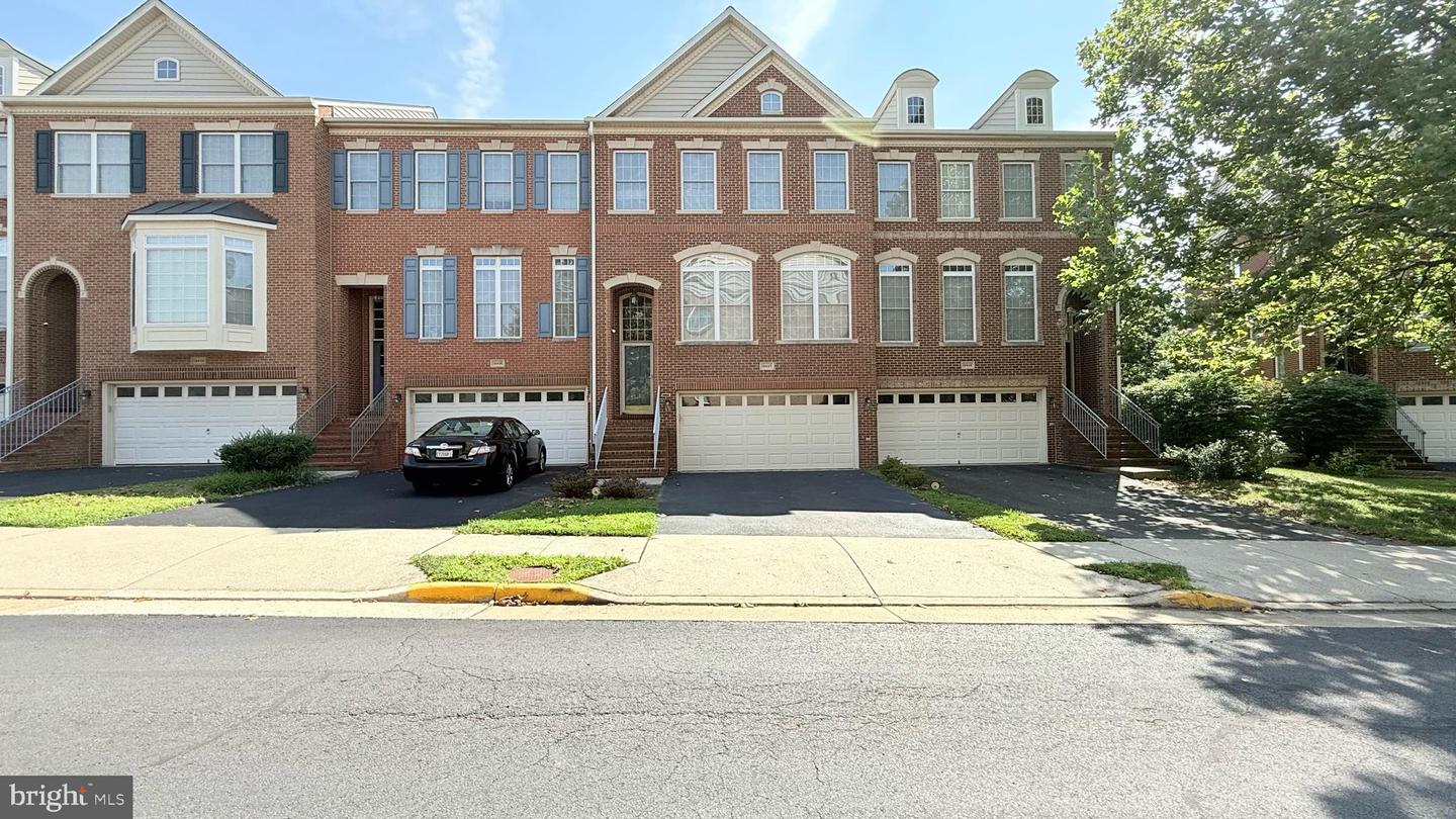 13437 WOOD LILLY LN, CENTREVILLE, Virginia 20120, 3 Bedrooms Bedrooms, ,3 BathroomsBathrooms,Residential,For sale,13437 WOOD LILLY LN,VAFX2259696 MLS # VAFX2259696