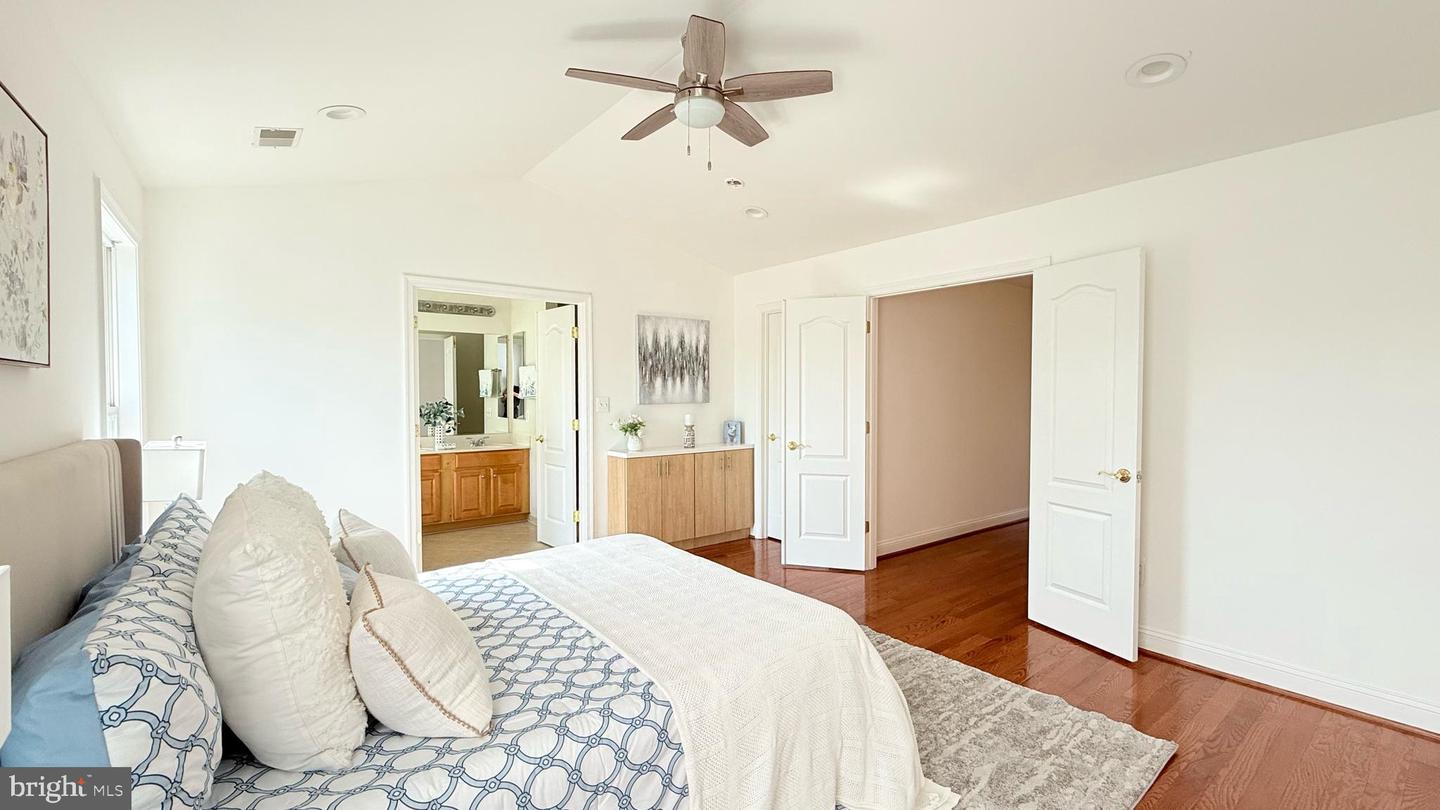 13437 WOOD LILLY LN, CENTREVILLE, Virginia 20120, 3 Bedrooms Bedrooms, ,3 BathroomsBathrooms,Residential,For sale,13437 WOOD LILLY LN,VAFX2259696 MLS # VAFX2259696