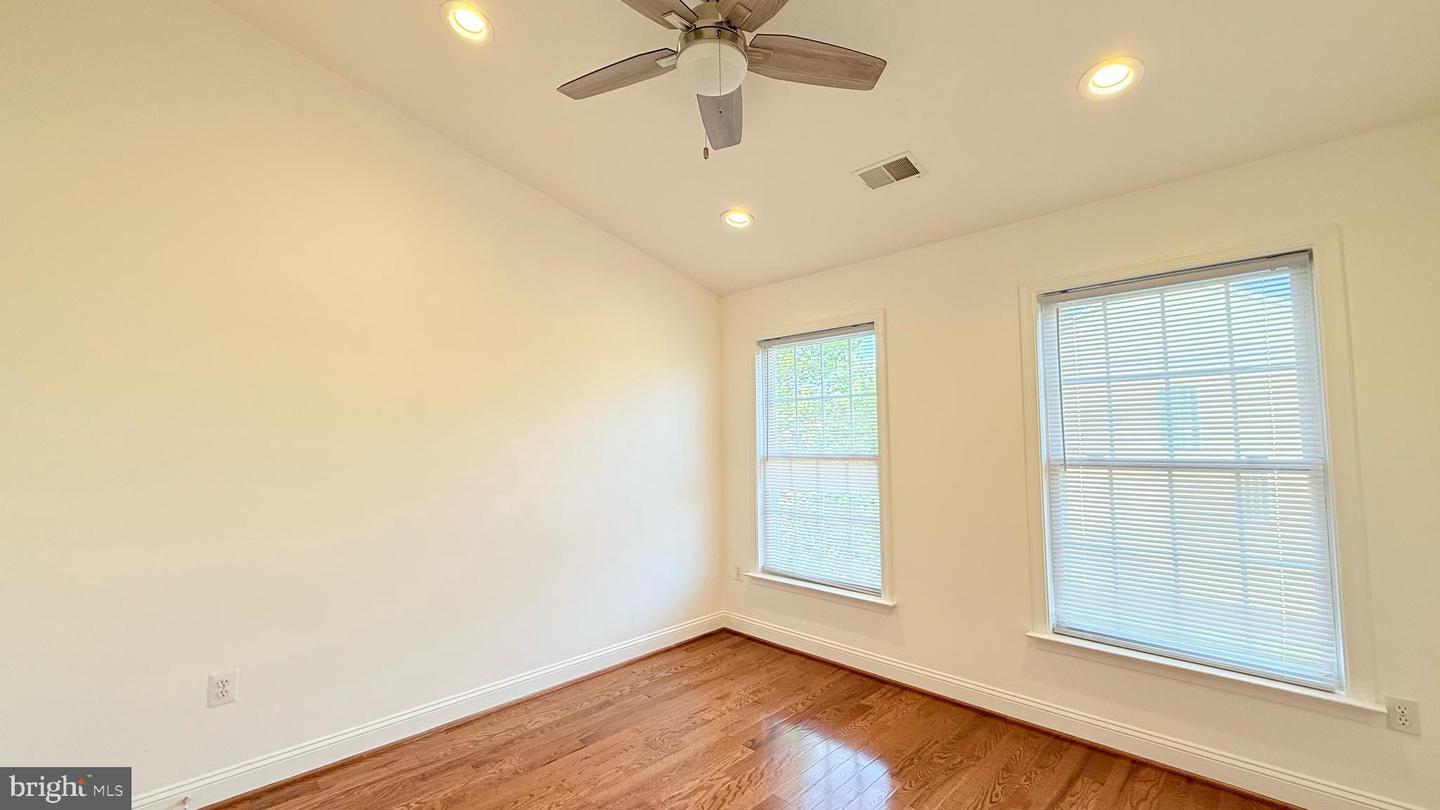 13437 WOOD LILLY LN, CENTREVILLE, Virginia 20120, 3 Bedrooms Bedrooms, ,3 BathroomsBathrooms,Residential,For sale,13437 WOOD LILLY LN,VAFX2259696 MLS # VAFX2259696