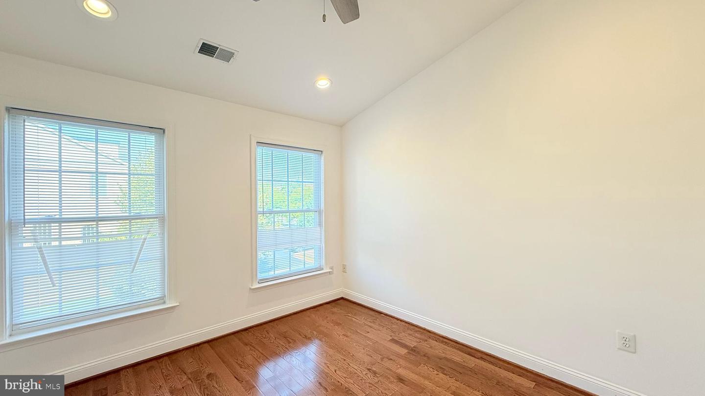 13437 WOOD LILLY LN, CENTREVILLE, Virginia 20120, 3 Bedrooms Bedrooms, ,3 BathroomsBathrooms,Residential,For sale,13437 WOOD LILLY LN,VAFX2259696 MLS # VAFX2259696