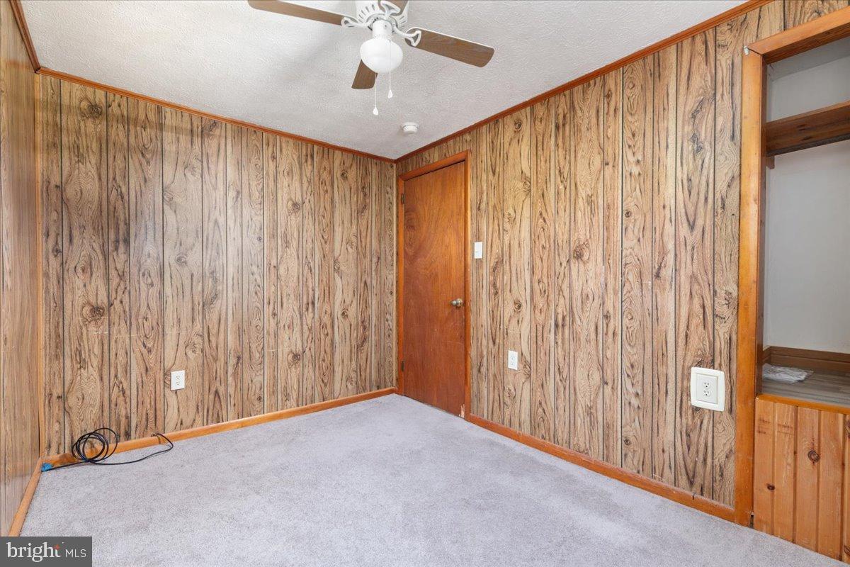 919 RIDGE HOLLOW RD, EDINBURG, Virginia 22824, 2 Bedrooms Bedrooms, ,1 BathroomBathrooms,Residential,For sale,919 RIDGE HOLLOW RD,VASH2012180 MLS # VASH2012180