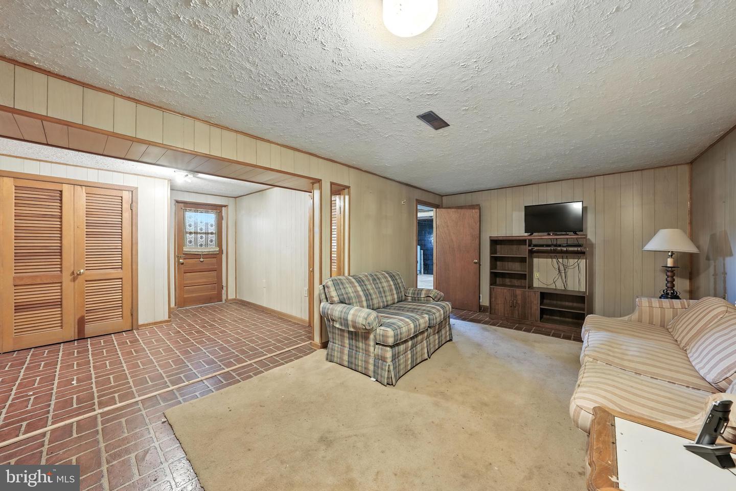 18172 YOUNGS LN, ELKWOOD, Virginia 22718, 3 Bedrooms Bedrooms, ,1 BathroomBathrooms,Residential,For sale,18172 YOUNGS LN,VACU2011212 MLS # VACU2011212