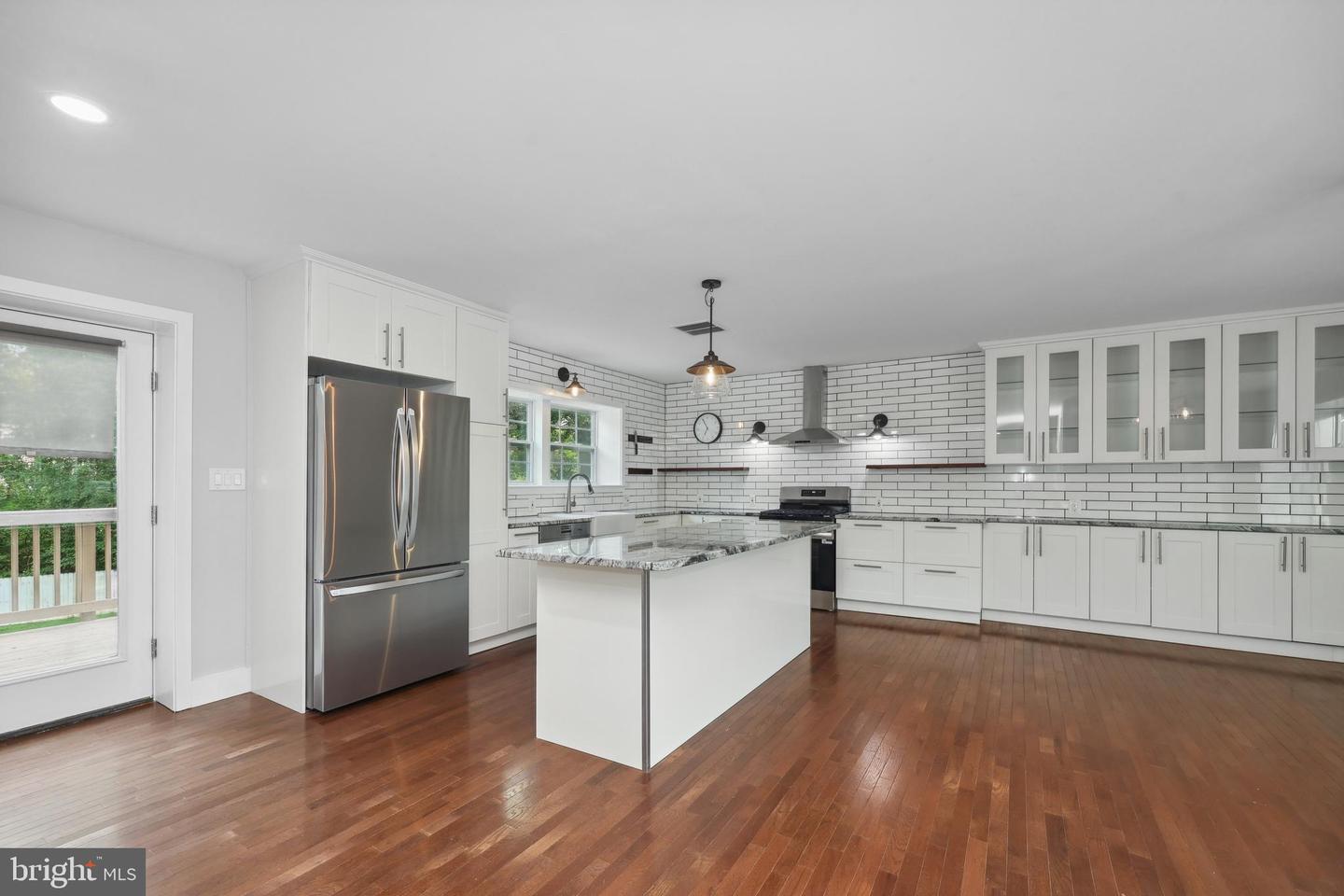 6057 BROOK DR, FALLS CHURCH, Virginia 22044, 6 Bedrooms Bedrooms, ,4 BathroomsBathrooms,Residential,For sale,6057 BROOK DR,VAFX2259828 MLS # VAFX2259828