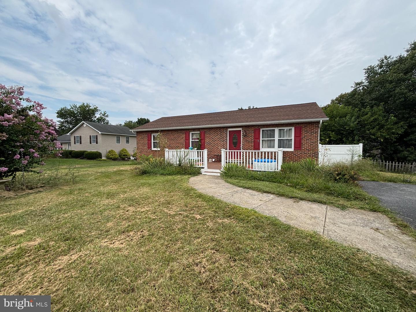 306 TANAGER DR, STEPHENS CITY, Virginia 22655, 4 Bedrooms Bedrooms, ,3 BathroomsBathrooms,Residential,For sale,306 TANAGER DR,VAFV2035930 MLS # VAFV2035930