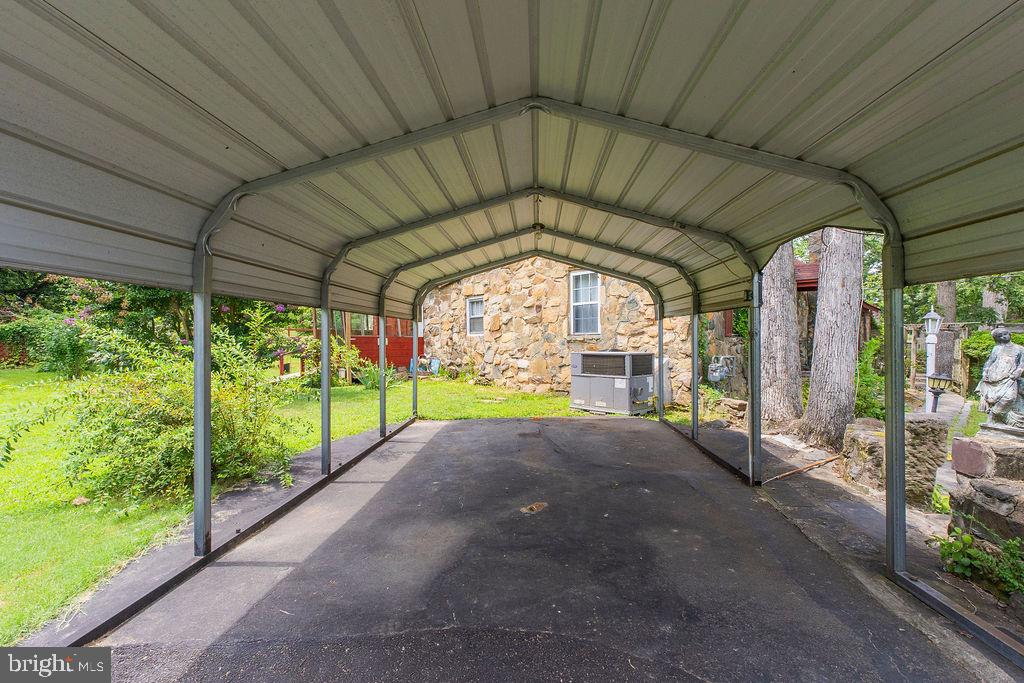 202 EARLY ST, FREDERICKSBURG, Virginia 22408, 3 Bedrooms Bedrooms, 11 Rooms Rooms,2 BathroomsBathrooms,Residential,For sale,202 EARLY ST,VASP2035304 MLS # VASP2035304