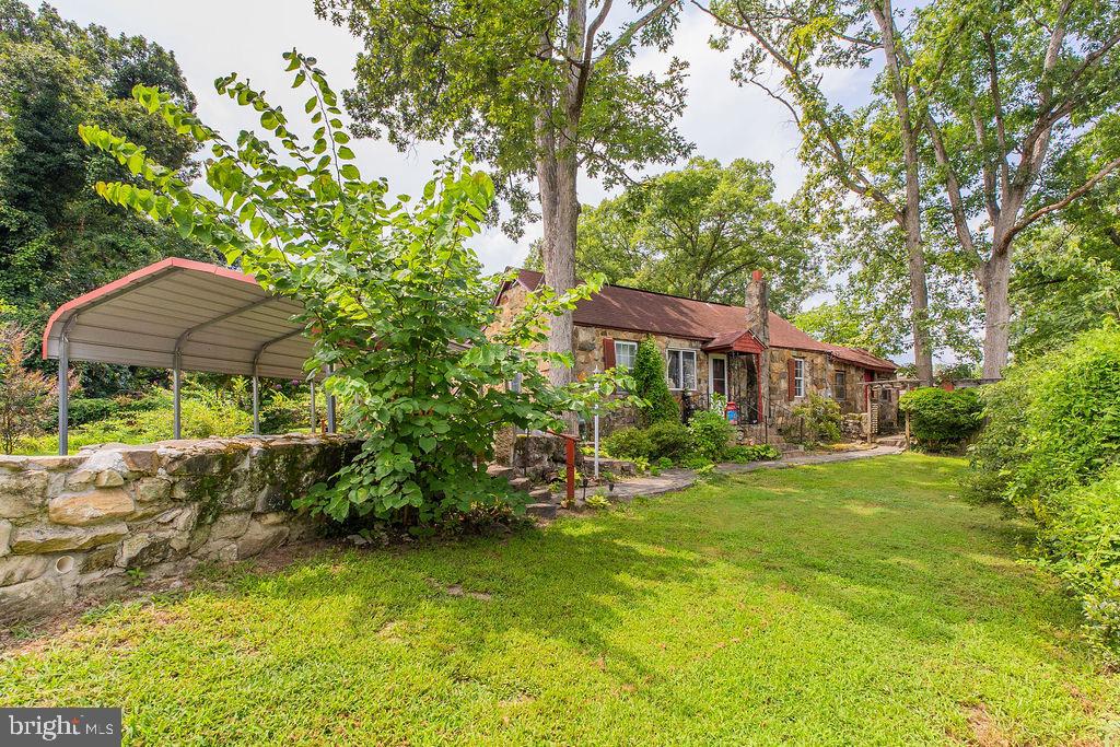 202 EARLY ST, FREDERICKSBURG, Virginia 22408, 3 Bedrooms Bedrooms, 11 Rooms Rooms,2 BathroomsBathrooms,Residential,For sale,202 EARLY ST,VASP2035304 MLS # VASP2035304