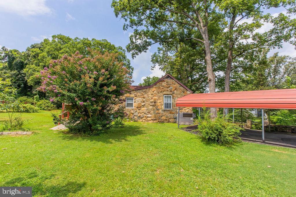 202 EARLY ST, FREDERICKSBURG, Virginia 22408, 3 Bedrooms Bedrooms, 11 Rooms Rooms,2 BathroomsBathrooms,Residential,For sale,202 EARLY ST,VASP2035304 MLS # VASP2035304
