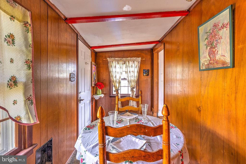 202 EARLY ST, FREDERICKSBURG, Virginia 22408, 3 Bedrooms Bedrooms, 11 Rooms Rooms,2 BathroomsBathrooms,Residential,For sale,202 EARLY ST,VASP2035304 MLS # VASP2035304