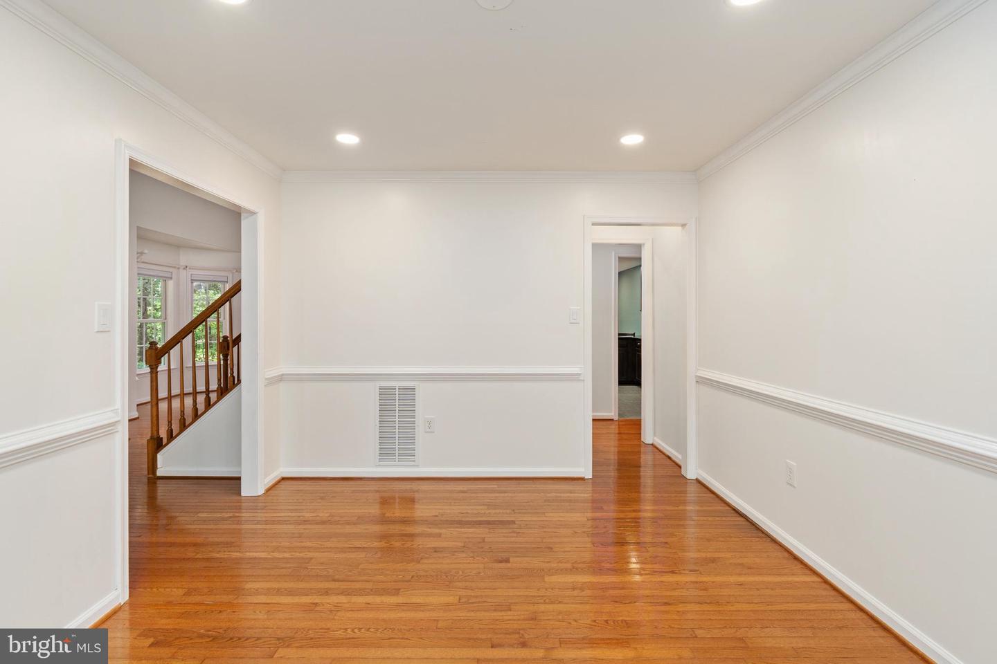 199 STONEWALL DR, FREDERICKSBURG, Virginia 22401, 5 Bedrooms Bedrooms, ,3 BathroomsBathrooms,Residential,For sale,199 STONEWALL DR,VAFB2008724 MLS # VAFB2008724