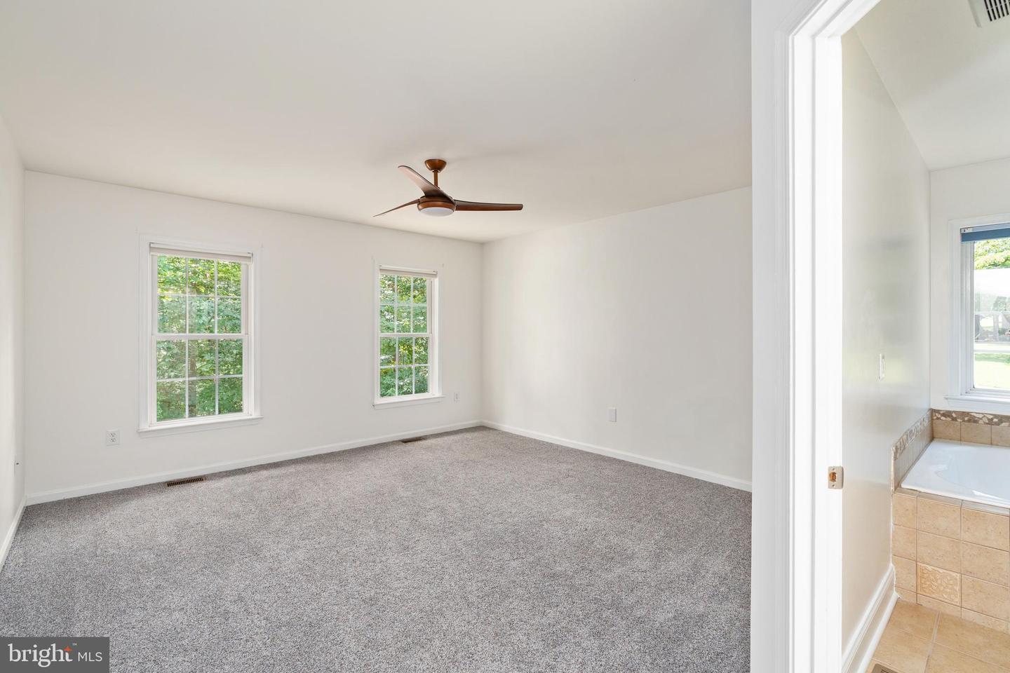 199 STONEWALL DR, FREDERICKSBURG, Virginia 22401, 5 Bedrooms Bedrooms, ,3 BathroomsBathrooms,Residential,For sale,199 STONEWALL DR,VAFB2008724 MLS # VAFB2008724