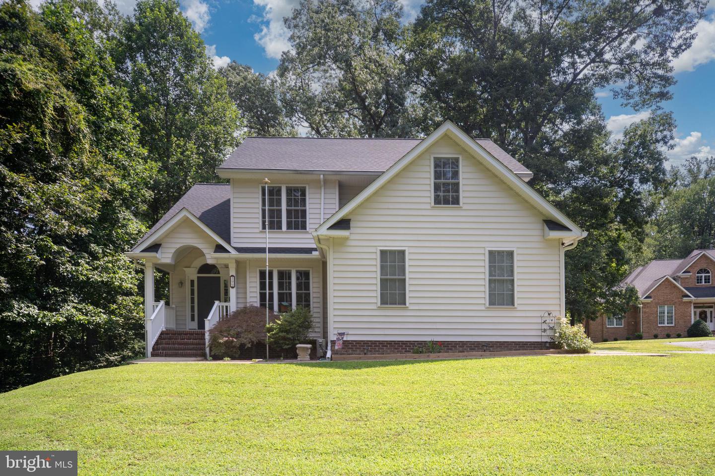 199 STONEWALL DR, FREDERICKSBURG, Virginia 22401, 5 Bedrooms Bedrooms, ,3 BathroomsBathrooms,Residential,For sale,199 STONEWALL DR,VAFB2008724 MLS # VAFB2008724