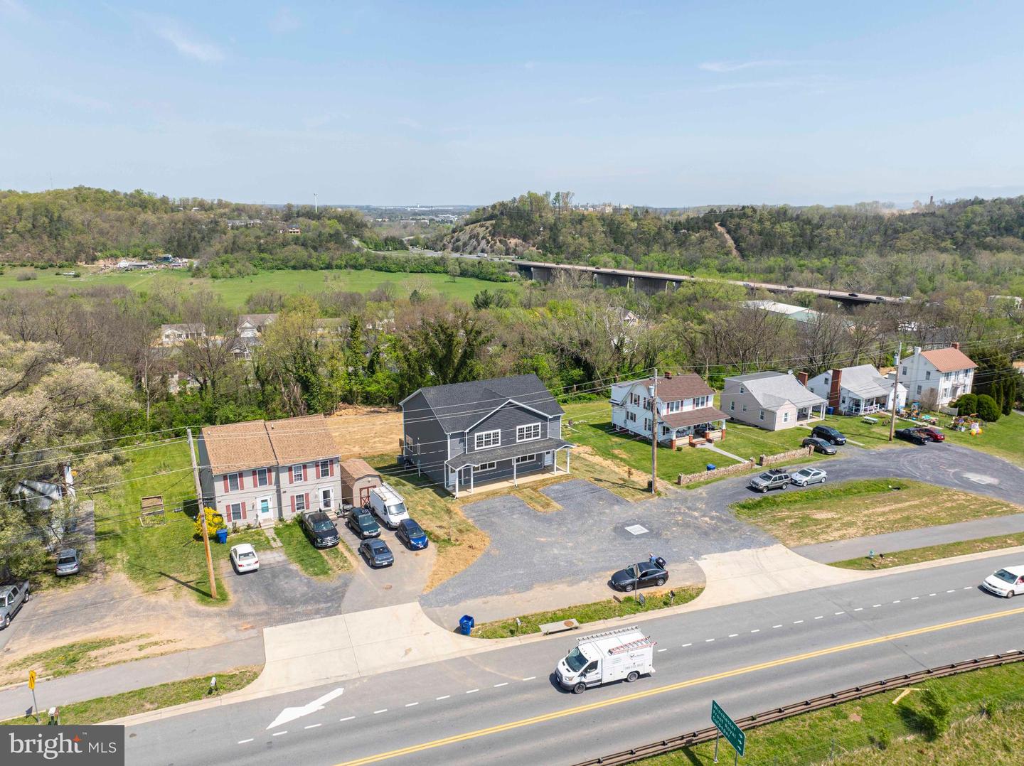 126 STRASBURG RD W, FRONT ROYAL, Virginia 22630, 3 Bedrooms Bedrooms, ,2 BathroomsBathrooms,Residential,For sale,126 STRASBURG RD W,VAWR2011918 MLS # VAWR2011918