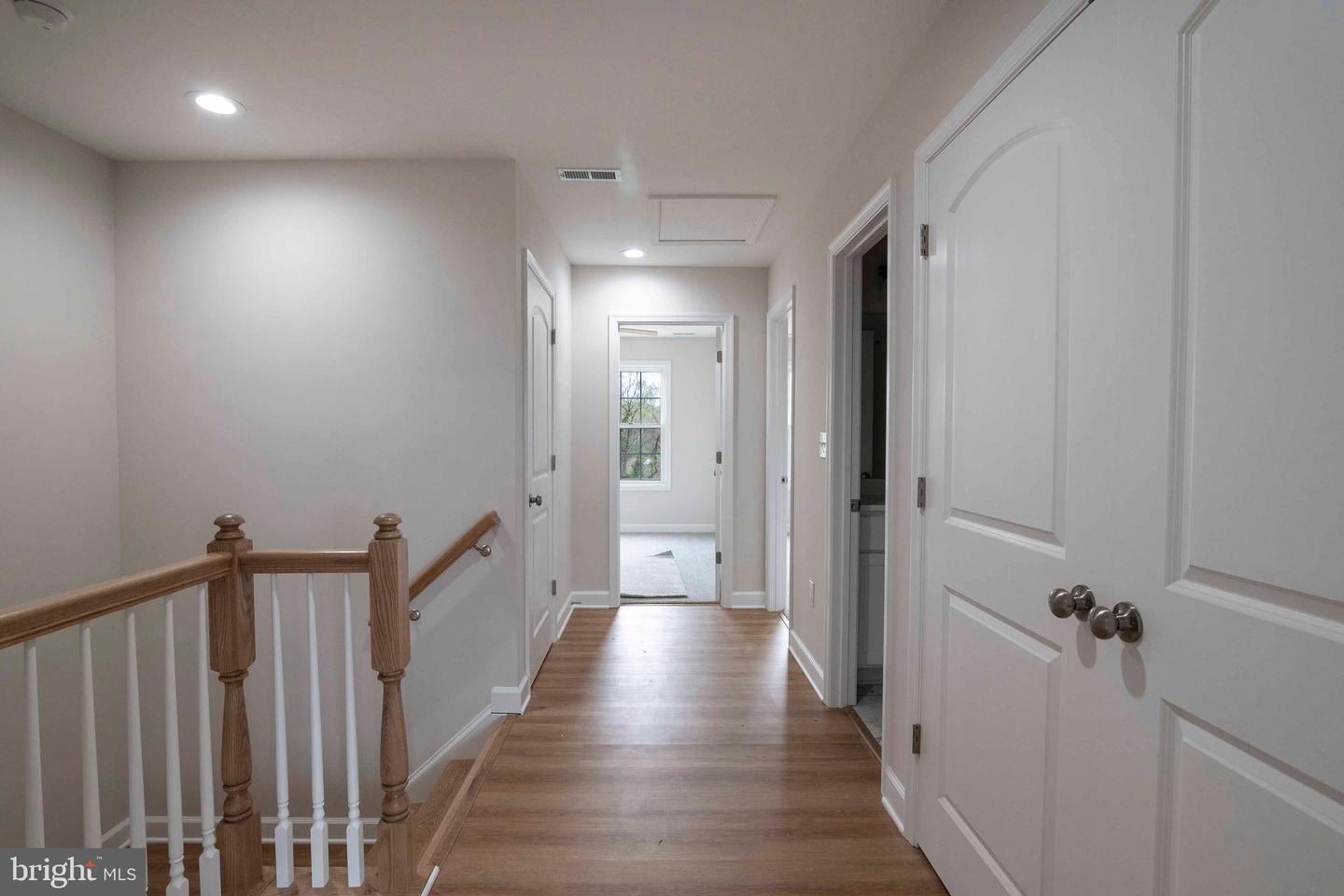 126 STRASBURG RD W, FRONT ROYAL, Virginia 22630, 3 Bedrooms Bedrooms, ,2 BathroomsBathrooms,Residential,For sale,126 STRASBURG RD W,VAWR2011918 MLS # VAWR2011918