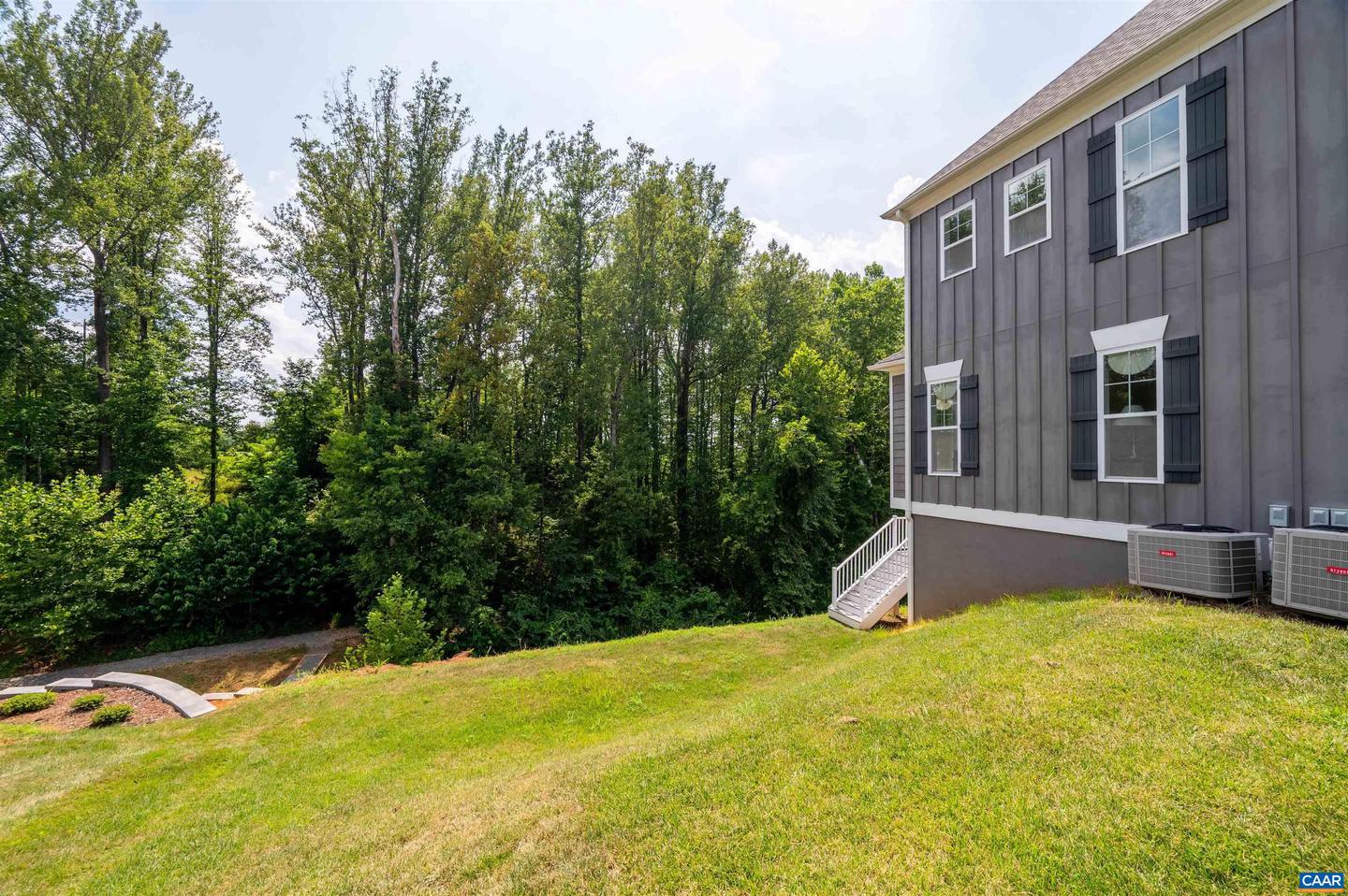 2282 HYLAND RIDGE DR, CHARLOTTESVILLE, Virginia 22911, 6 Bedrooms Bedrooms, ,6 BathroomsBathrooms,Residential,For sale,2282 HYLAND RIDGE DR,667585 MLS # 667585