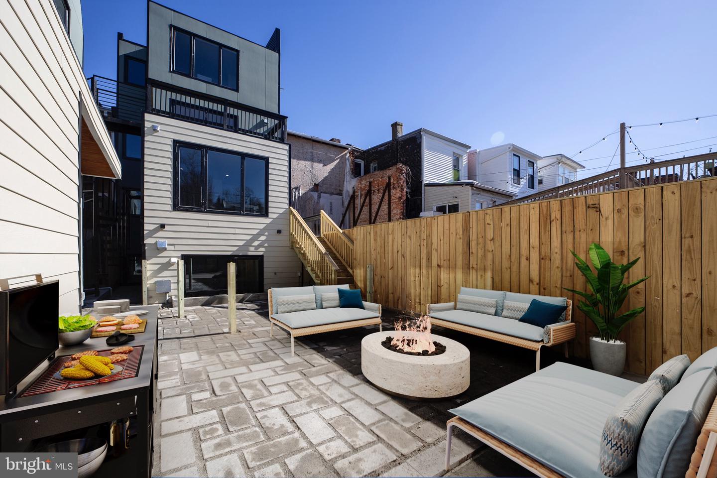 3646 1/2 13TH ST NW, WASHINGTON, District Of Columbia 20010, 4 Bedrooms Bedrooms, ,2 BathroomsBathrooms,Residential,For sale,3646 1/2 13TH ST NW,DCDC2214212 MLS # DCDC2214212